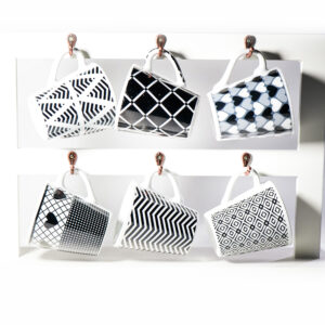 Jogo Canecas Poá Preto e Branco Suporte Madeira 7 Peças