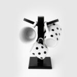 Jogo de Canecas Poá Preto e Branco Suporte Misto 5 Peças